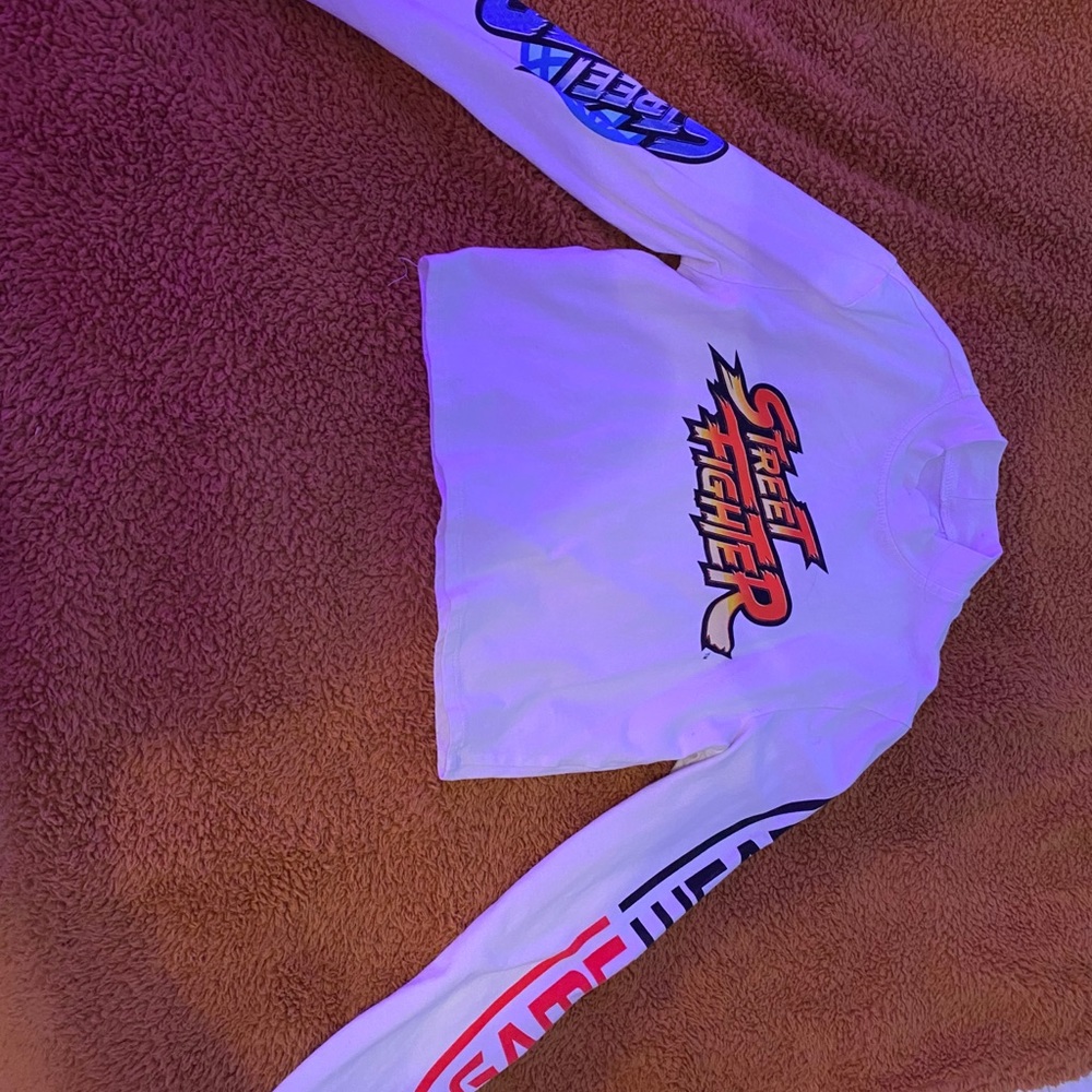 Street fighter long sleeve crop top